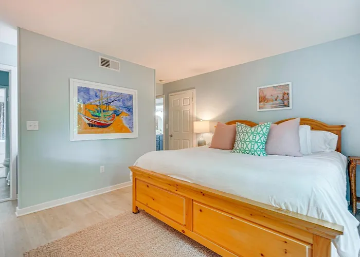 Kiawah Island Vacation Rental: Walk To Beach!